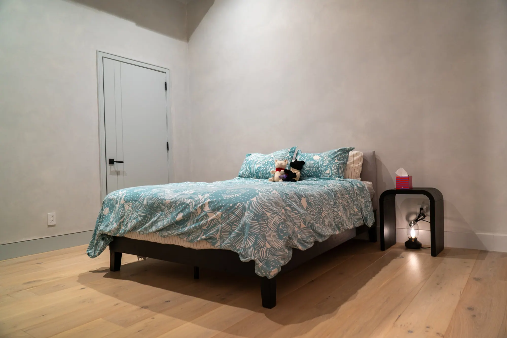 Chelsea Loft, fig. 16 of 25