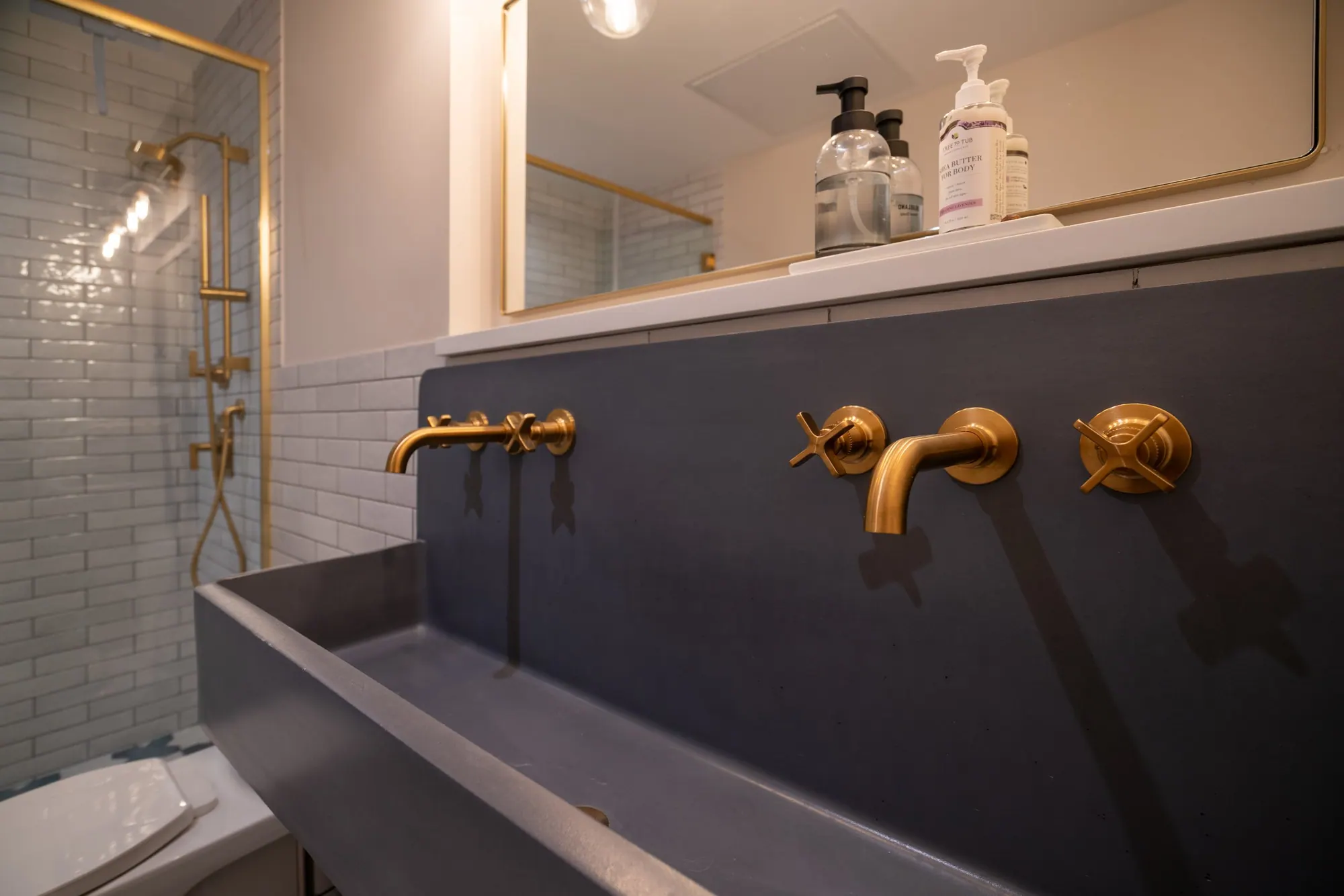 Chelsea Loft, fig. 23 of 25