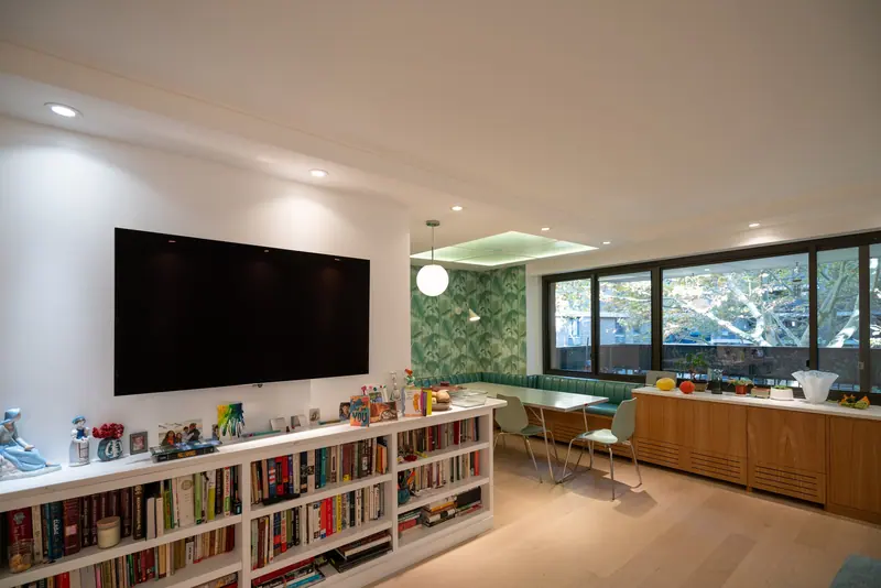 Eclectic in FiDi, fig. 02 of 12