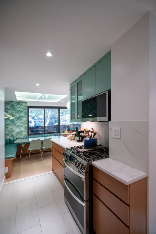 Eclectic in FiDi, fig. 07 of 12
