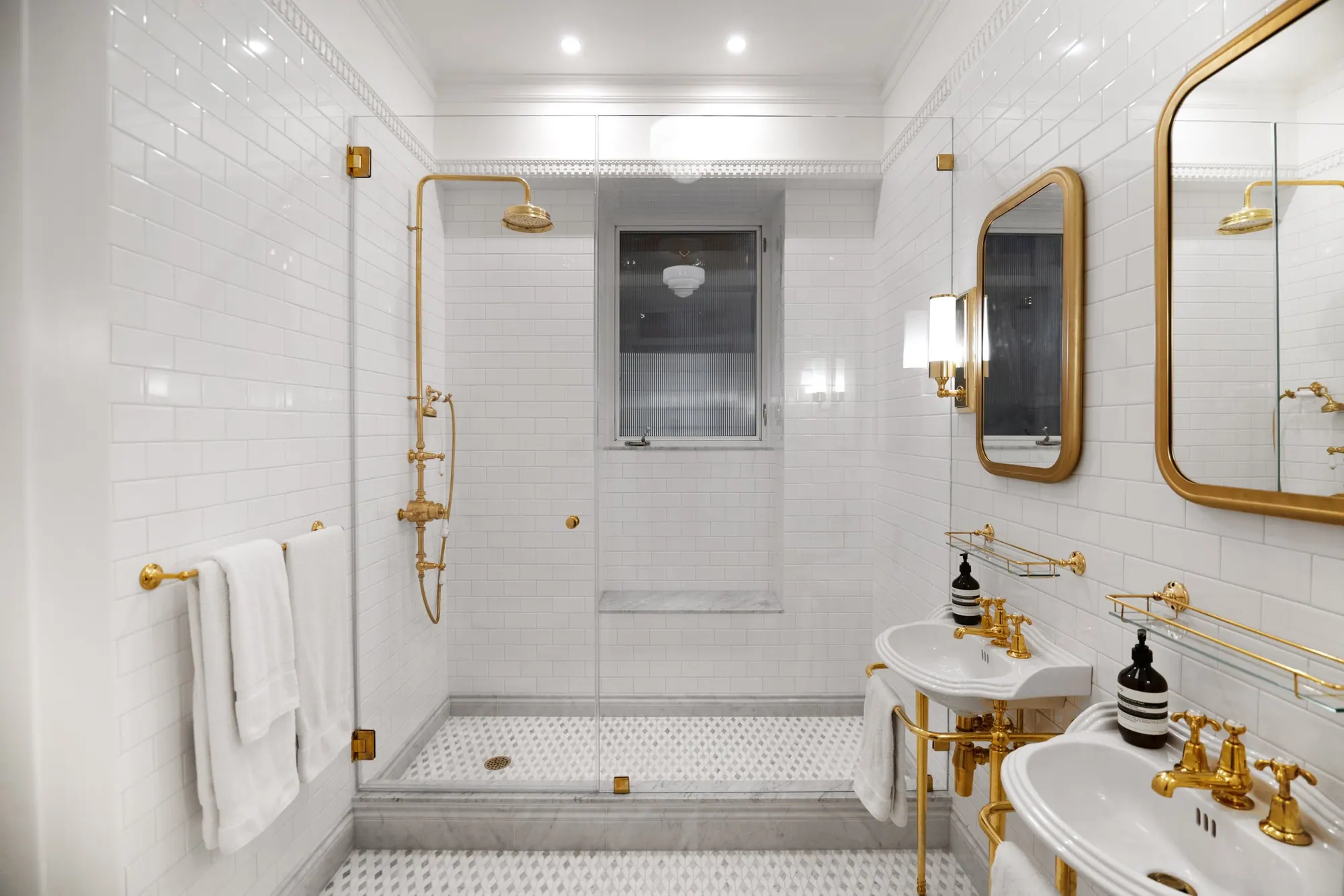 Gramercy Upgrade, fig. 01 of 11