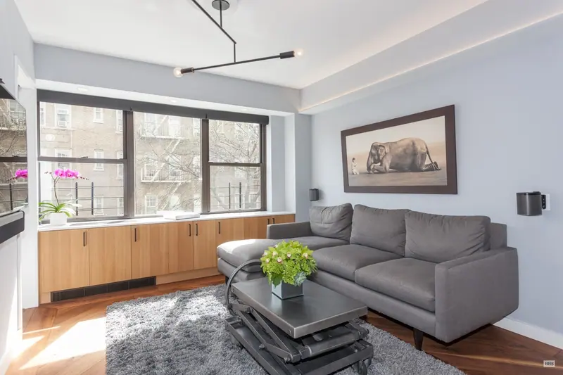 Mid-Century Modern, fig. 02 of 05