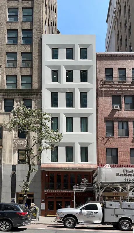 Midtown Makeover, fig. 01 of 02