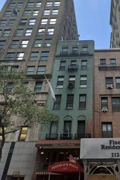 Midtown Makeover, fig. 02 of 02