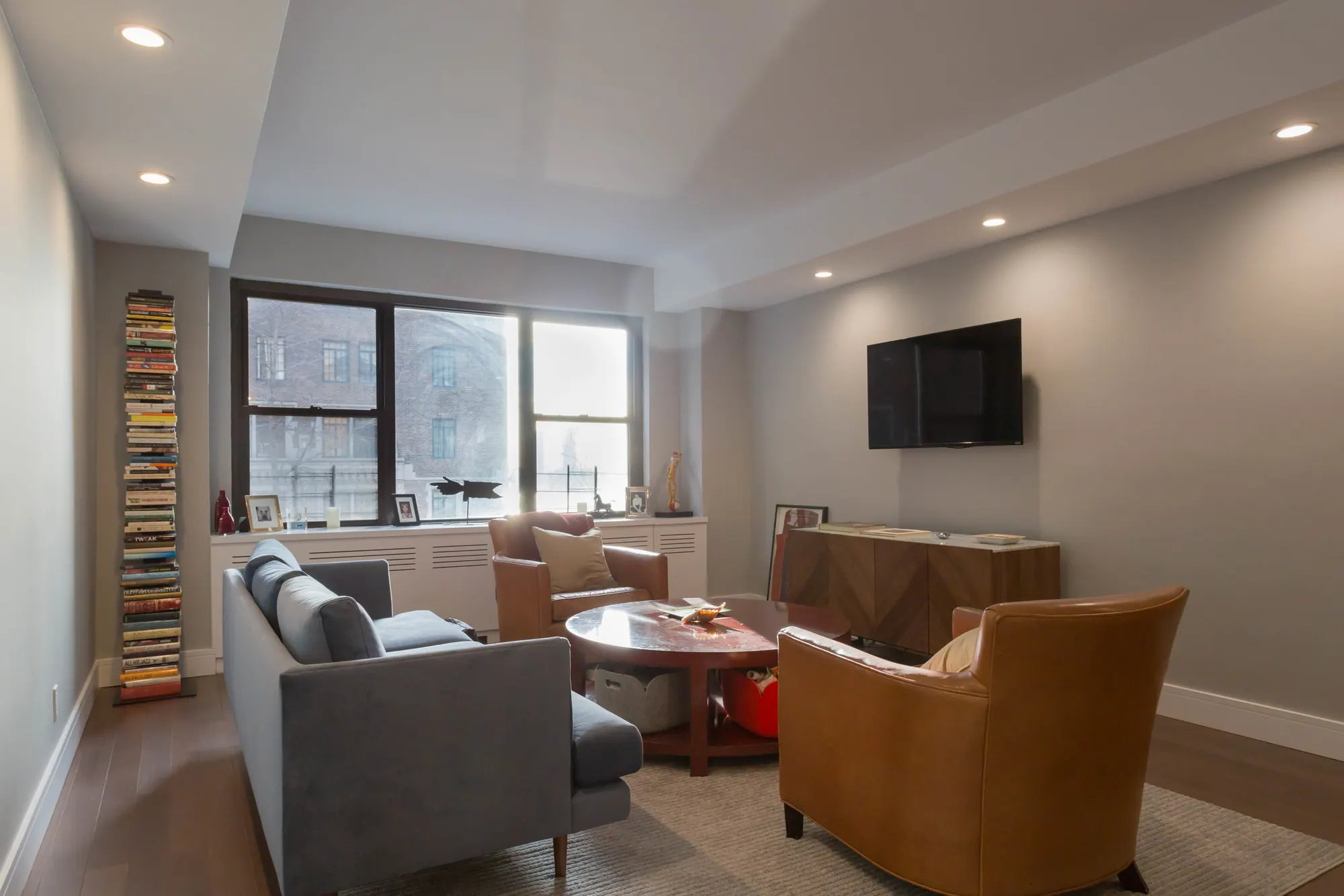 Modern Meets Tudor, main view
