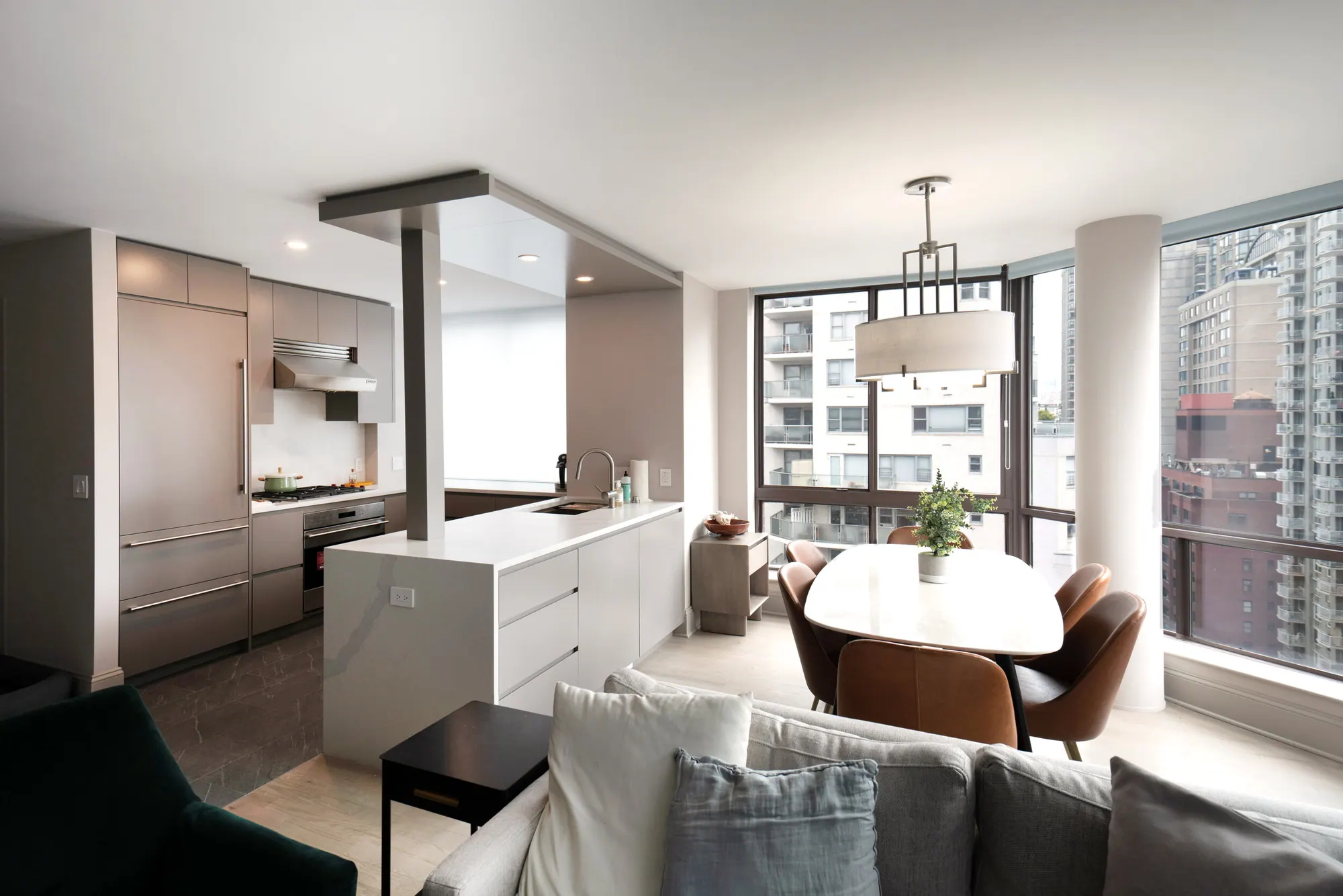Panoramic Loft, fig. 01 of 06