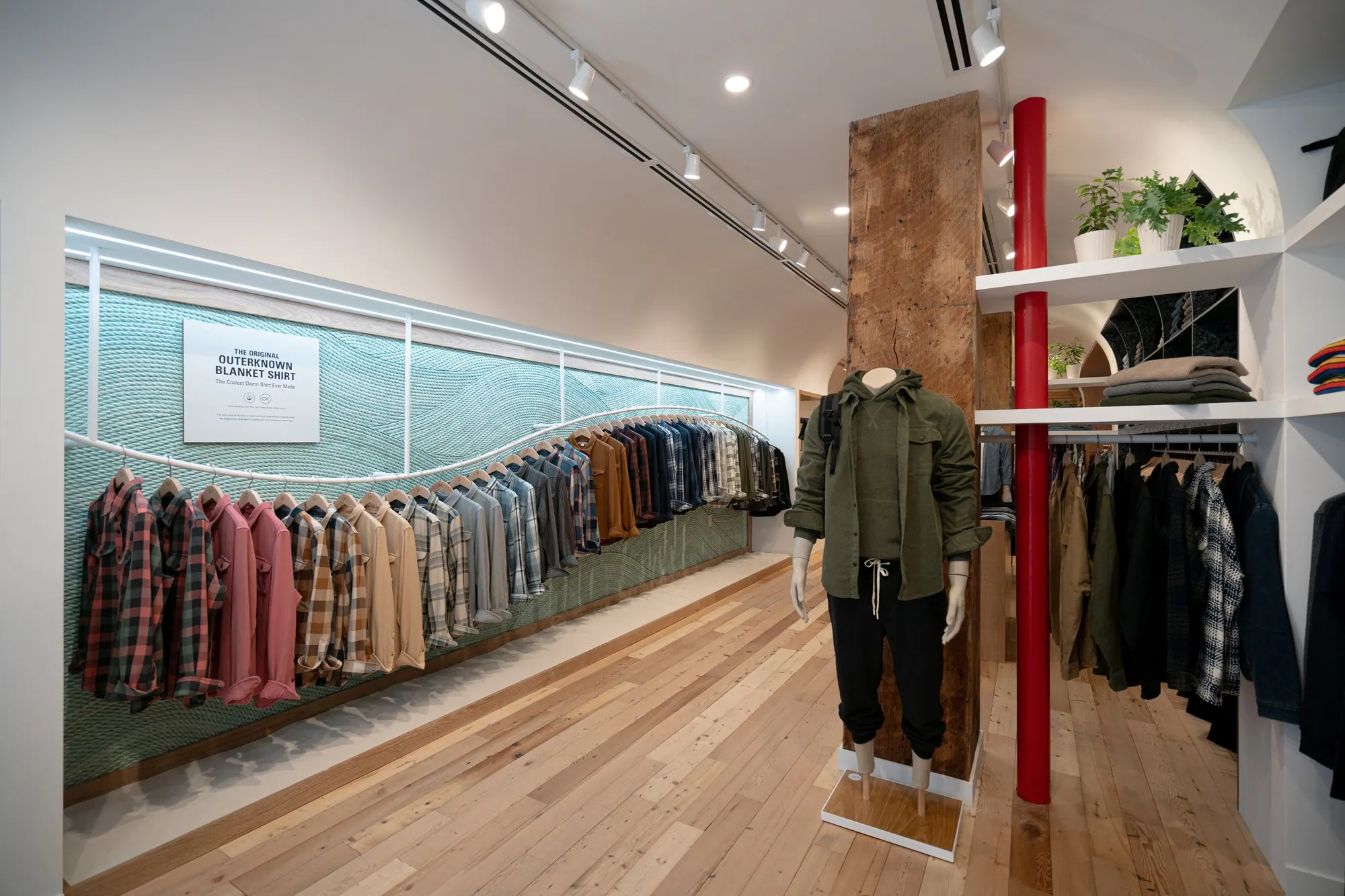 Soho Chic Store Commercial, fig. 05 of 30