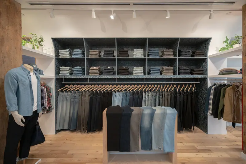 Soho Chic Store Commercial, fig. 10 of 30