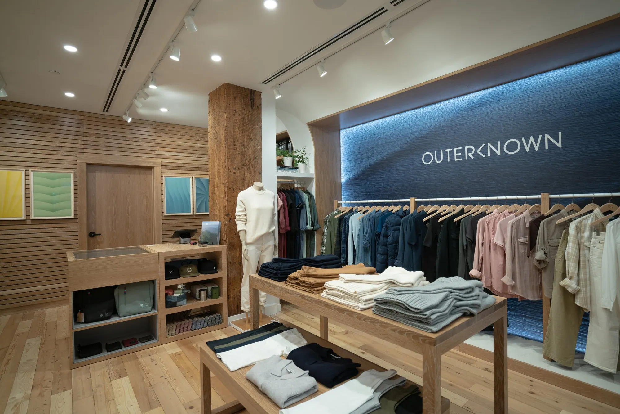 Soho Chic Store Commercial, fig. 30 of 30