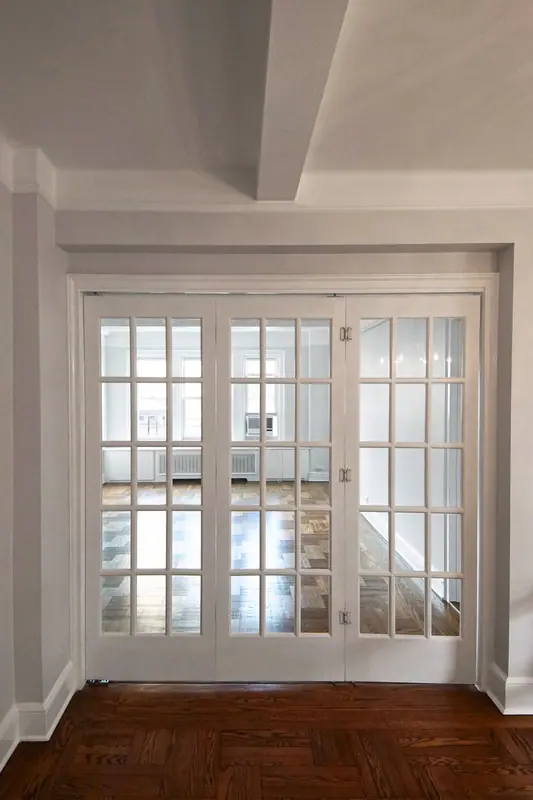 Sophisticated East Side, fig. 07 of 13