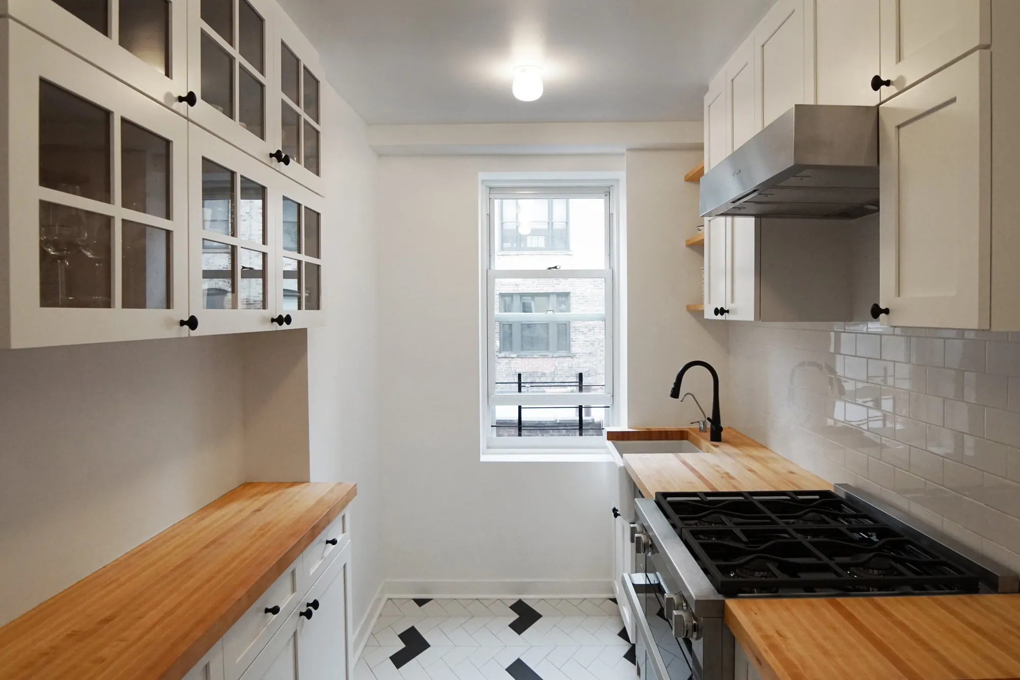 Stately Upper East Side Home, main view