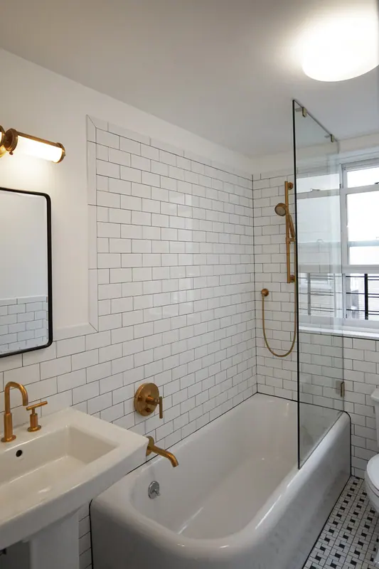 Stately Upper East Side Home, fig. 11 of 13