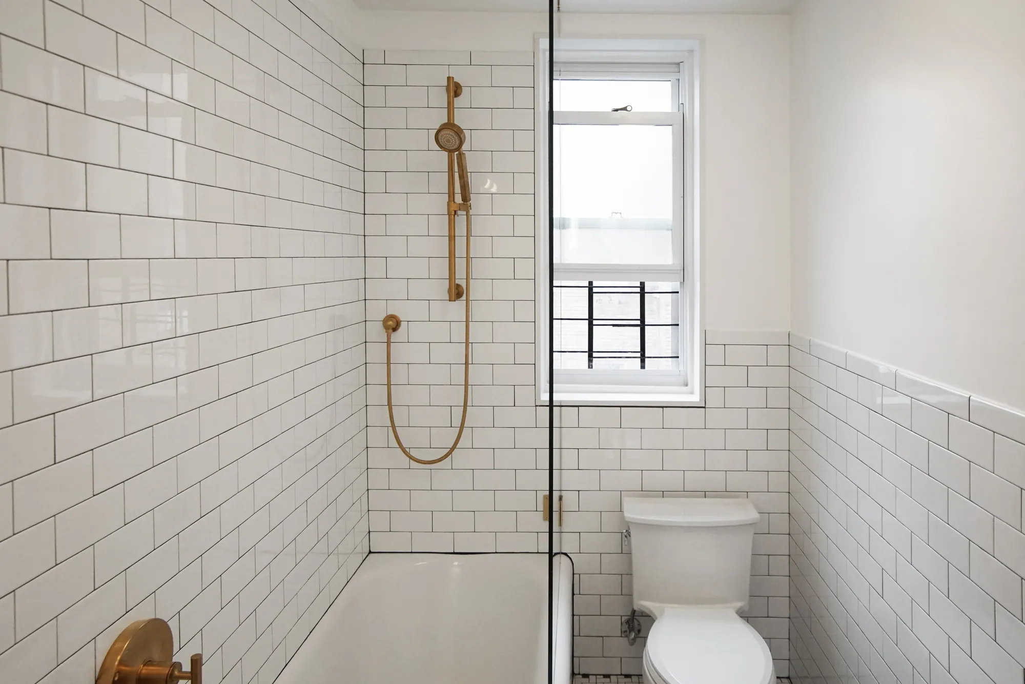 Stately Upper East Side Home, fig. 12 of 13