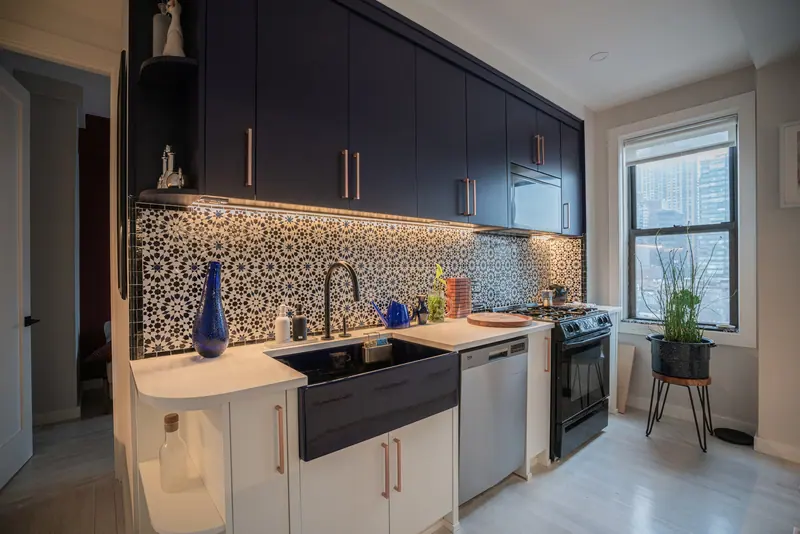 UWS Bold, fig. 02 of 19
